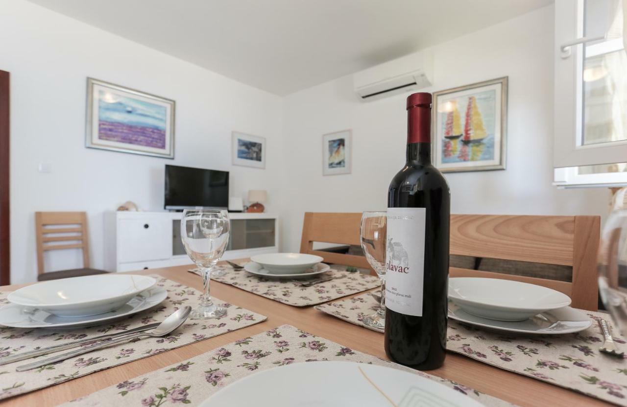 Holiday Home Lucica Sutivan Dış mekan fotoğraf